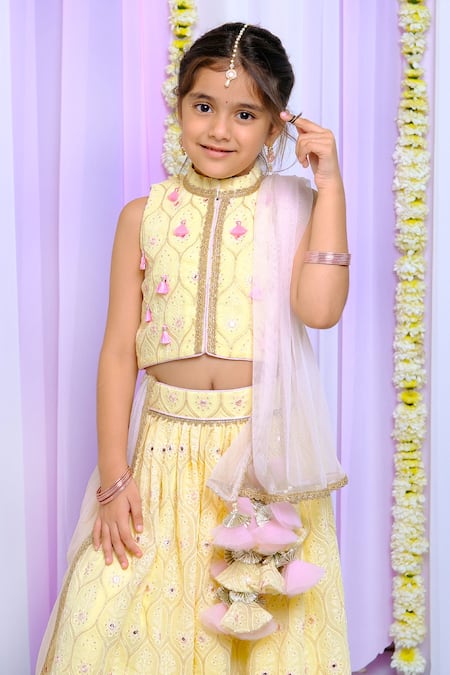 Buy_Free Sparrow_Yellow Georgette Embroidery Abhla Hawaiian Lehenga And Top Set_Online_at_Aza_Fashions