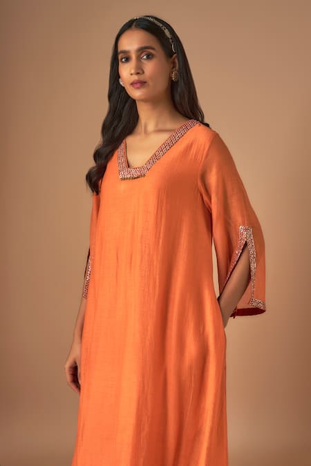 Buy Cupid Cotton Orange Organza, Chanderi Silk Noor Resham Asymmetric Kurta With Pant Online at Aza Fashions Buy_Cupid Cotton_Orange Organza, Chanderi Silk Noor Resham Asymmetric Kurta With Pant _Online_at_Aza_Fashions