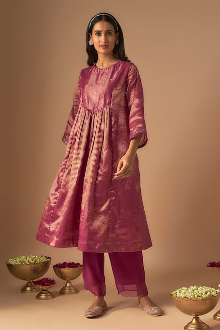 Cupid Cotton_Magenta Tissue, Chanderi Embroidery, Sequins Nadiya Floral Kurta With Pant _Online_at_Aza_Fashions