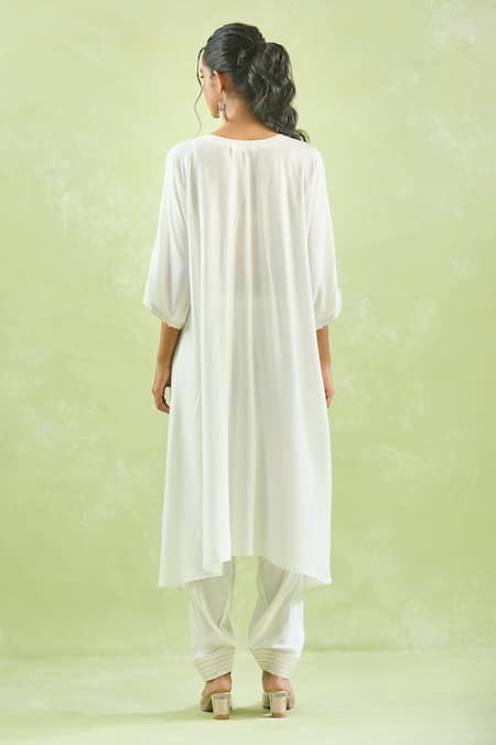 Kanika Sharma Floral Embroidered Asymmetric Kurta Set 