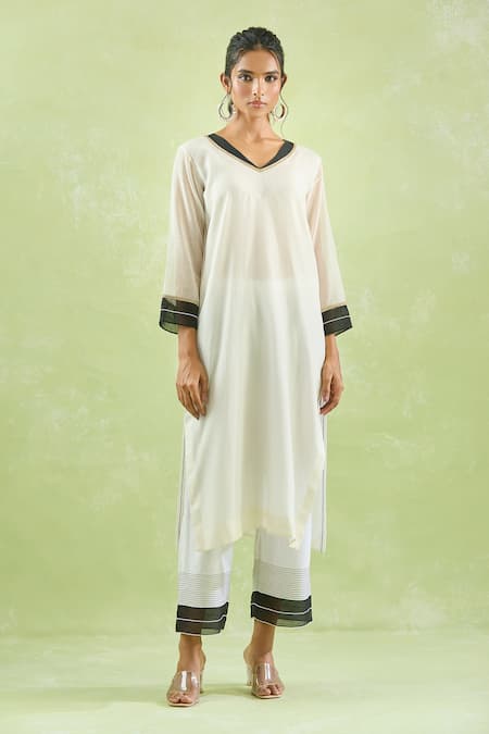 Shop_Kanika Sharma_White Chanderi Silk, Modal Beads, Embroidery Thread Kurta Set For Kids_Online_at_Aza_Fashions