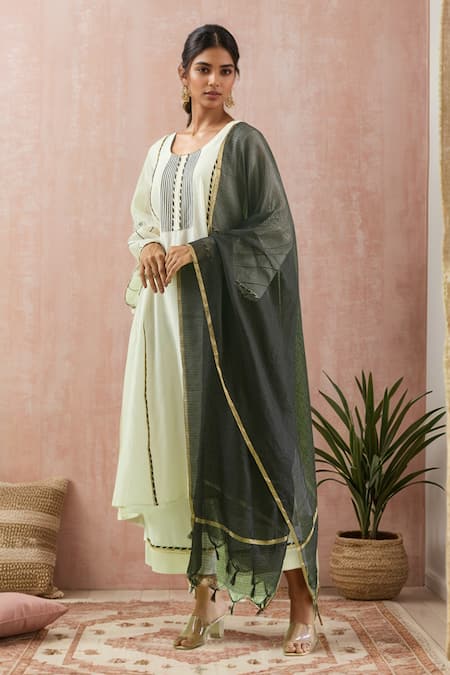 Kanika Sharma Leheriya Embroidered Kurta & Pant Set 