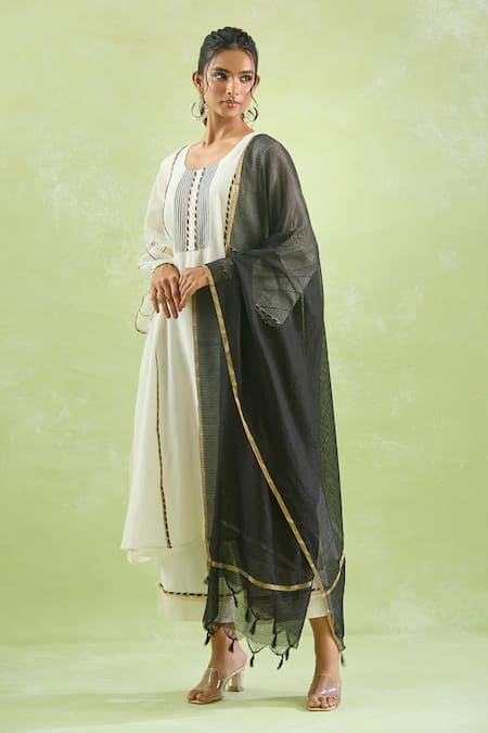 Buy_Kanika Sharma_White Chanderi Silk, Cotton, Kota Doria Patti, Leheriya Kurta And Pant Set For Kids_Online_at_Aza_Fashions