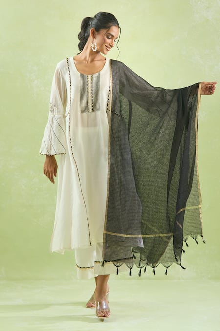 Shop_Kanika Sharma_White Chanderi Silk, Cotton, Kota Doria Patti, Leheriya Kurta And Pant Set For Kids_Online_at_Aza_Fashions