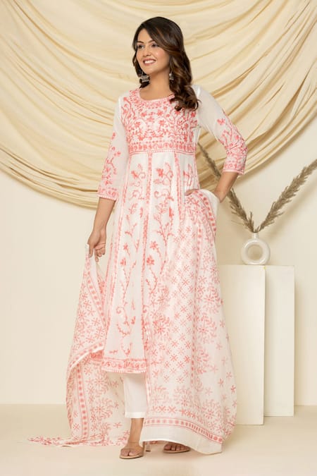 Pheeta_White Mulmul Embroidery Floral Round Thread Kalidar Anarkali And Pant Set_Online_at_Aza_Fashions