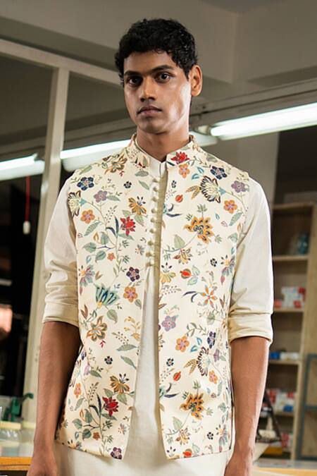 Project Bandi Ivory Bundi Linen Satin Printed Chintz Floral And Kurta Set Online at Aza Fashions Project Bandi_Ivory Bundi Linen Satin Printed Chintz Floral And Kurta Set_Online_at_Aza_Fashions