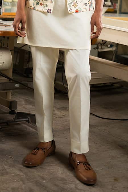 Buy Project Bandi Ivory Bundi Linen Satin Printed Chintz Floral And Kurta Set Online at Aza Fashions Buy_Project Bandi_Ivory Bundi Linen Satin Printed Chintz Floral And Kurta Set_Online_at_Aza_Fashions