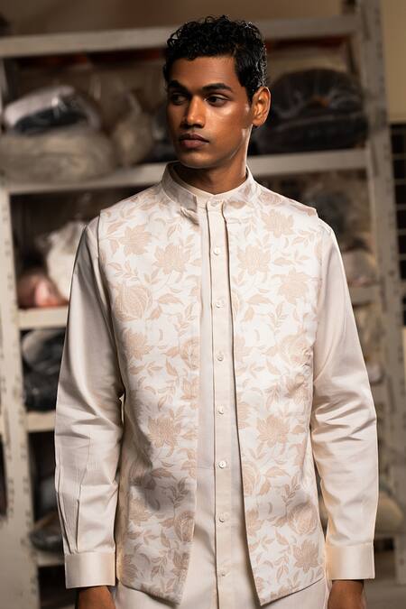 Buy_Project Bandi_Cream Cotton Satin Printed Floral Bundi And Kurta Set _Online_at_Aza_Fashions