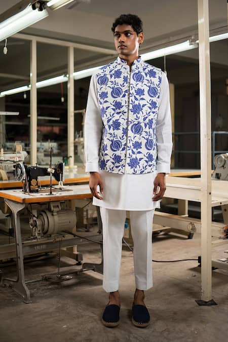 Project Bandi White Anaar Print Bundi & Kurta Set 