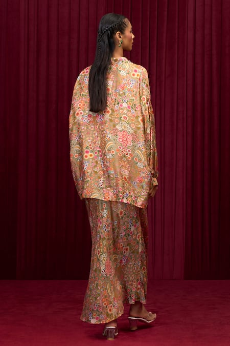 Shop Ridhi Mehra Green Silk Sequins, Beads Collared Groove Floral Print Shirt With Skirt at Aza Fashions Shop_Ridhi Mehra_Green Silk Sequins, Beads Collared Groove Floral Print Shirt With Skirt _at_Aza_Fashions