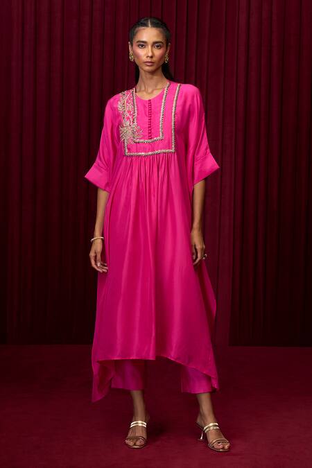 Ridhi Mehra_Pink Silk Embroidery Round Neck Breeze Kaftan With Pant _Online_at_Aza_Fashions