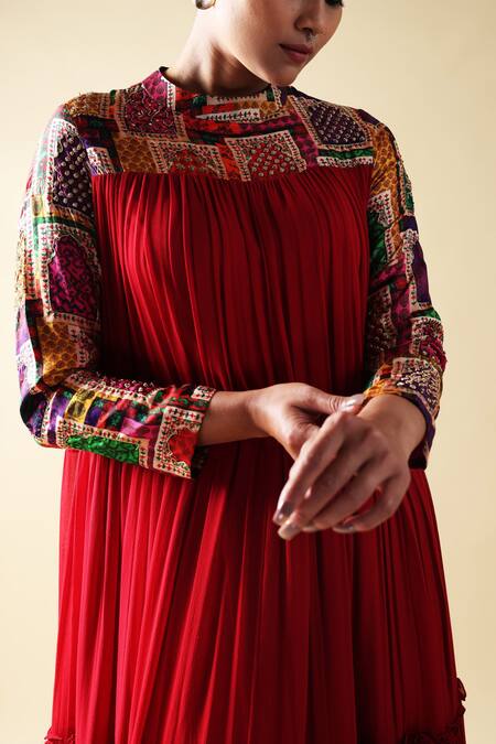 Thetaa Red Silk, Georgette Embroidery High Neck Jharokha Yoke Print Gown Online at Aza Fashions Thetaa_Red Silk, Georgette Embroidery High Neck Jharokha Yoke Print Gown _Online_at_Aza_Fashions