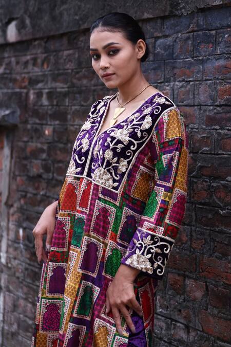 Thetaa_Multi Color Silk, Viscose, Satin Embroidery, Zari V-neck Zardozi Kurta Set_Online_at_Aza_Fashions