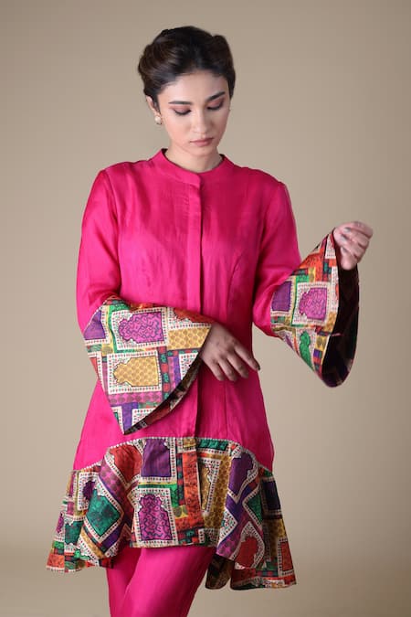 Thetaa_Pink Silk Organza Printed Jharokha Band Collar Border Kurta And Pant Set _Online_at_Aza_Fashions