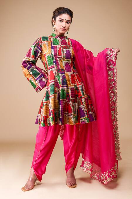 Thetaa Pink Silk Organza, Viscose Embroidery, Zari Mandarin Jharokha Print Kurta Set at Aza Fashions Thetaa_Pink Silk Organza, Viscose Embroidery, Zari Mandarin Jharokha Print Kurta Set_at_Aza_Fashions