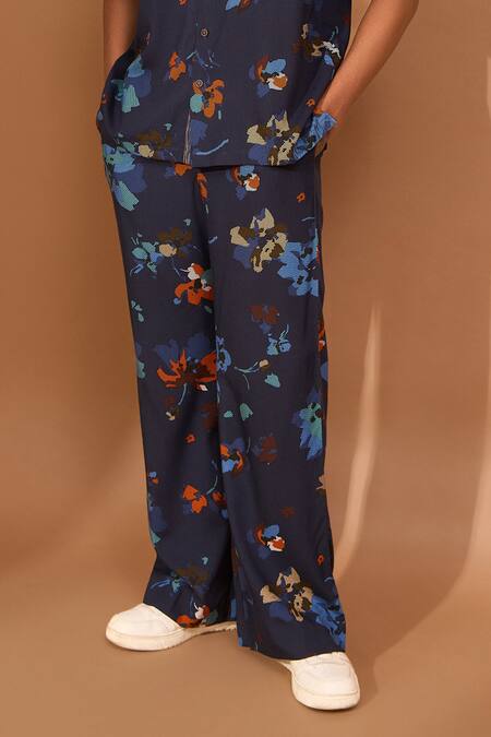 Shop Vivek Karunakaran Blue Cotton, Viscose Embroidery Floral Print Boxy Shirt With Pant Online at Aza Fashions Shop_Vivek Karunakaran_Blue Cotton, Viscose Embroidery Floral Print Boxy Shirt With Pant _Online_at_Aza_Fashions