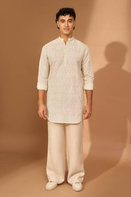 Buy_Vivek Karunakaran_Cream Linen Embroidery Smudge Print Pathan Kurta _Online_at_Aza_Fashions