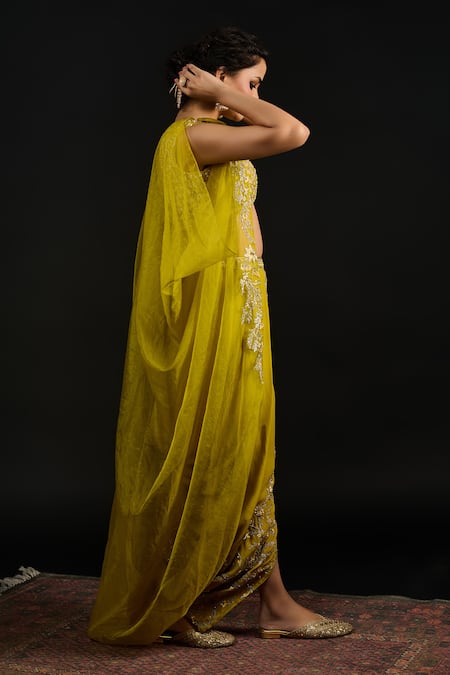 Reeti Arneja_Green Organza, Georgette Diamonds, Phool Vine Embroidered Cape And Dhoti Skirt Set _Online_at_Aza_Fashions