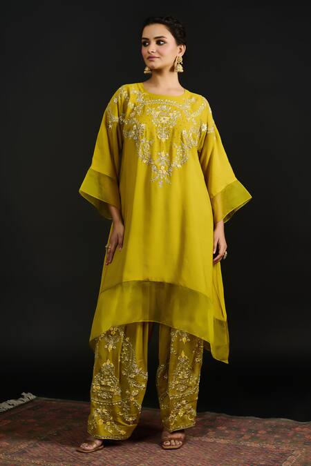 Reeti Arneja Green Georgette Sequins, Zari, Embroidery Zahra Gulshan Kurta And Salwar Pant Online at Aza Fashions Reeti Arneja_Green Georgette Sequins, Zari, Embroidery Zahra Gulshan Kurta And Salwar Pant _Online_at_Aza_Fashions