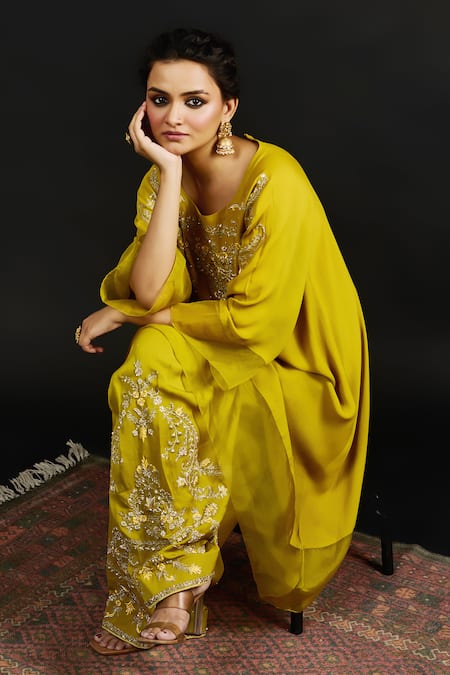 Buy Reeti Arneja Green Georgette Sequins, Zari, Embroidery Zahra Gulshan Kurta And Salwar Pant Buy_Reeti Arneja_Green Georgette Sequins, Zari, Embroidery Zahra Gulshan Kurta And Salwar Pant