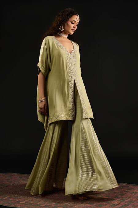 Buy Reeti Arneja Green Georgette Embroidery V-neck Zara Bahar Vine Kurta With Godet Sharara Online at Aza Fashions Buy_Reeti Arneja_Green Georgette Embroidery V-neck Zara Bahar Vine Kurta With Godet Sharara _Online_at_Aza_Fashions