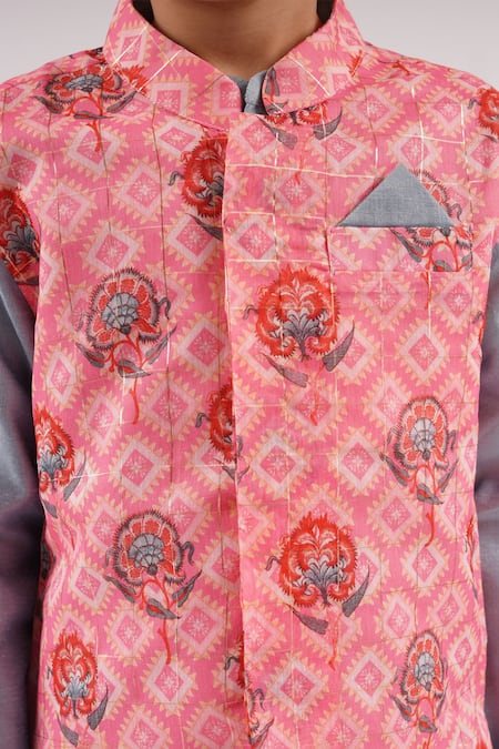 Shop_Lil Drama_Pink Cotton, Pashmina Embroidery Floral Geometric Print Bundi Kurta Set _Online_at_Aza_Fashions