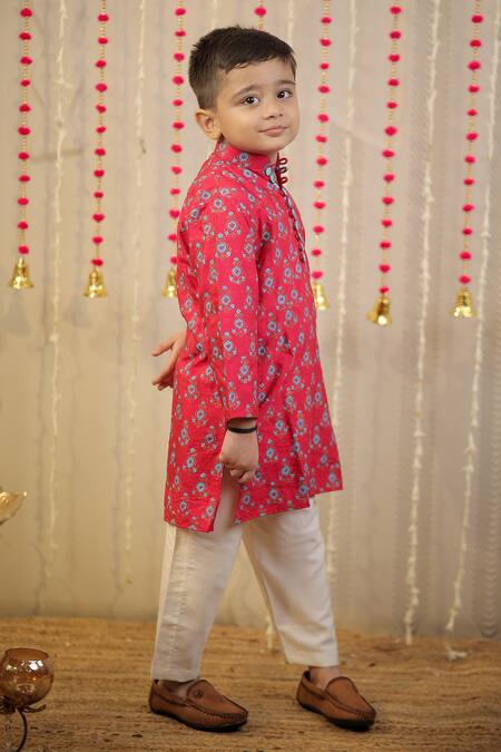 Tiny Colour_Pink Cotton, Silk Embroidery Traditional Block Print Kurta With Pyjama _at_Aza_Fashions