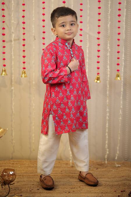Buy_Tiny Colour_Pink Cotton, Silk Embroidery Traditional Block Print Kurta With Pyjama 