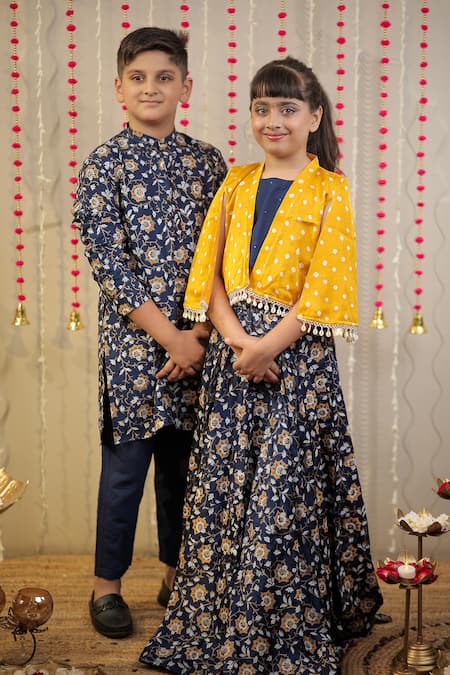 Tiny Colour_Blue Cotton, Silk Block Print Kurta With Pant _Online_at_Aza_Fashions