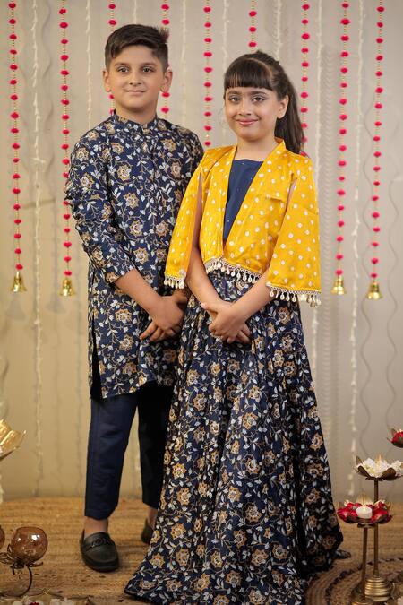 Tiny Colour_Blue Muslin, Modal Pearls Bandhej Embroidered Cape And Lehenga Set _Online_at_Aza_Fashions