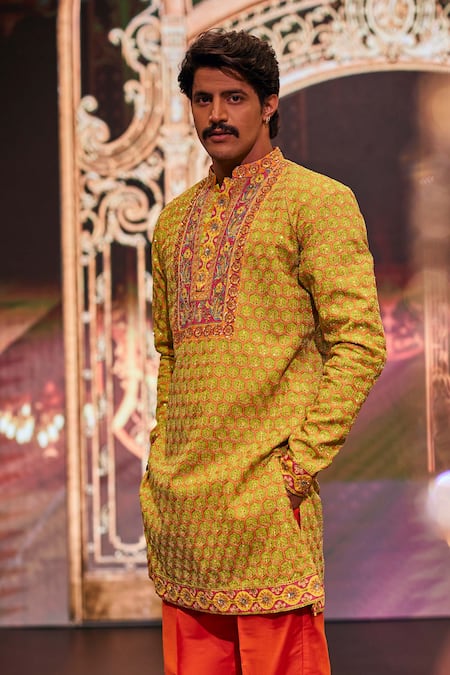 Buy The Royaleum Green Silk Embroidery Vihan Hand Kurta With Pant Online at Aza Fashions Buy_The Royaleum_Green Silk Embroidery Vihan Hand Kurta With Pant _Online_at_Aza_Fashions