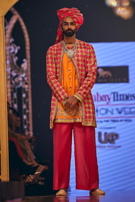 The Royaleum Safeer Hand Embroidered Kurta With Pant 