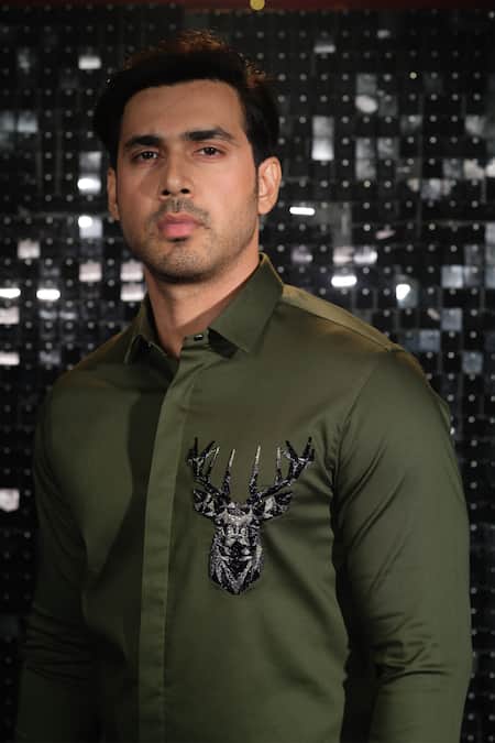 Sanjana Reddy Designs Green Stretchable Cotton Embroidered Cutdana Gradient Reindeer Shirt Online at Aza Fashions Sanjana Reddy Designs_Green Stretchable Cotton Embroidered Cutdana Gradient Reindeer Shirt _Online_at_Aza_Fashions