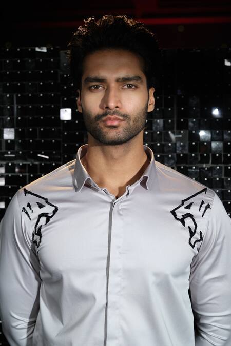 Shop Sanjana Reddy Designs Grey Cotton Embroidery Two Side Panther Shirt at Aza Fashions Shop_Sanjana Reddy Designs_Grey Cotton Embroidery Two Side Panther Shirt _at_Aza_Fashions