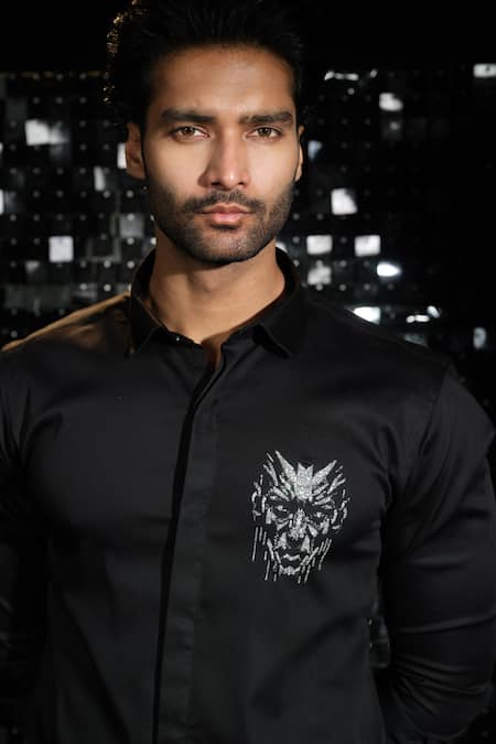 Shop Sanjana Reddy Designs Black Cotton Embroidery Salli Human Face Motif Shirt at Aza Fashions Shop_Sanjana Reddy Designs_Black Cotton Embroidery Salli Human Face Motif Shirt _at_Aza_Fashions