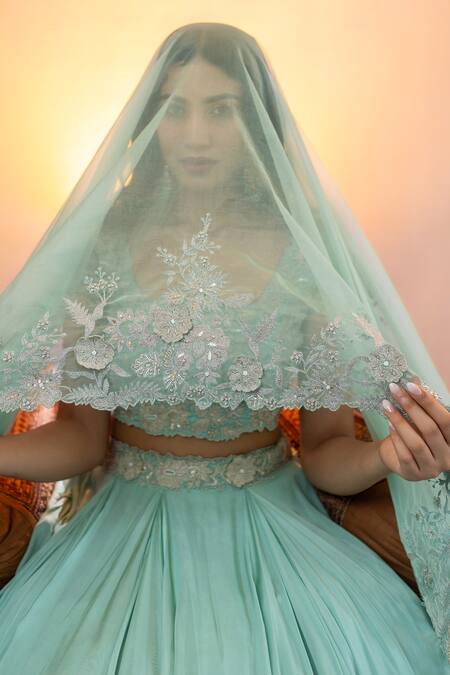 Buy_Aanchal Vijaywargi_Green Organza, Chiffon Embroidery Square Damini Chandini Blouse Lehenga Set _Online_at_Aza_Fashions