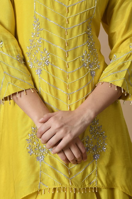 Samyukta Singhania Yellow Sequins, Beads Round Neck Floral Embroidered Tunic With Dhoti Skirt Online at Aza Fashions Samyukta Singhania_Yellow Sequins, Beads Round Neck Floral Embroidered Tunic With Dhoti Skirt _Online_at_Aza_Fashions