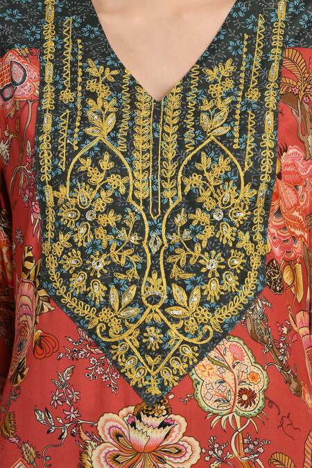 Samyukta Singhania_Multi Color Muslin, Chanderi Embroidery V-neck Floral Print Kurta And Pant Set_Online_at_Aza_Fashions