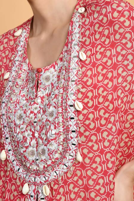 Samyukta Singhania_Red Chiffon, Silk Embroidery Round Neck Printed Kaftan And Pant Set _Online_at_Aza_Fashions