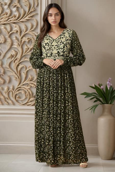 Samyukta Singhania Floral Embroidered Gown With Belt 