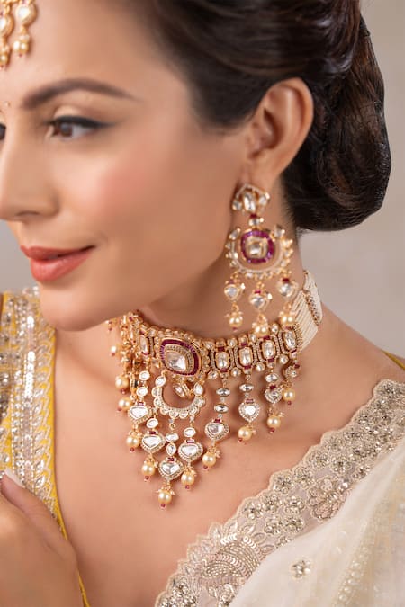 Buy_Anana_Red Pearls, Diamonds, Stones Rahi Kundan Polki Embellished Choker Set _Online_at_Aza_Fashions