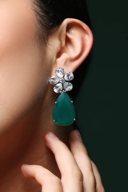 Varnika Arora White Diamonds, Stones Vow Of Love Onyx Drop Earrings Online at Aza Fashions Varnika Arora_White Diamonds, Stones Vow Of Love Onyx Drop Earrings _Online_at_Aza_Fashions