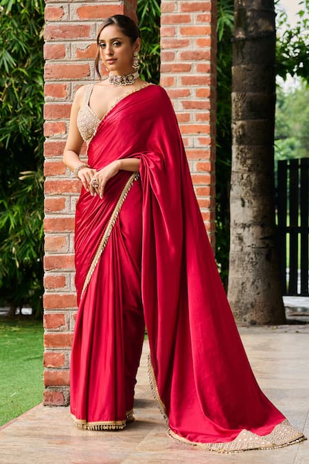 Ohaila Khan Dilnaz Pearl Border Embellished Saree With Blouse 