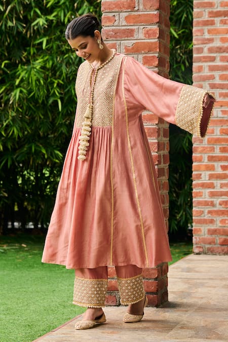 Ohaila Khan Avalie Yoke Embellished Kurta & Pant Set 