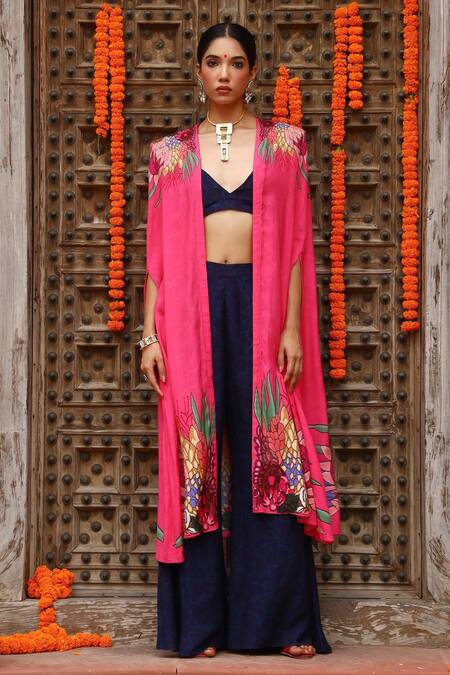 Gazab by Miku Kumar Pink Muslin Embroidery Plunge Neck Zuhi Printed Cape With Pant Set Online at Aza Fashions Gazab by Miku Kumar_Pink Muslin Embroidery Plunge Neck Zuhi Printed Cape With Pant Set _Online_at_Aza_Fashions
