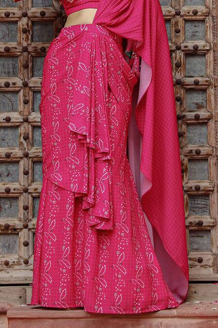 Gazab by Miku Kumar Pink Georgette Embroidery Plunge Neck Fiza Printed Pre-draped Saree With Blouse Online at Aza Fashions Gazab by Miku Kumar_Pink Georgette Embroidery Plunge Neck Fiza Printed Pre-draped Saree With Blouse _Online_at_Aza_Fashions