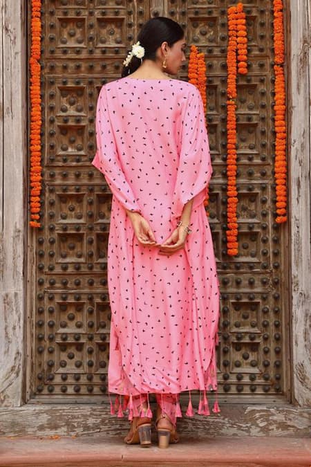 Shop Gazab by Miku Kumar Pink Muslin Tassels Split V-neck Eta Printed Kaftan With Dhoti Pant at Aza Fashions Shop_Gazab by Miku Kumar_Pink Muslin Tassels Split V-neck Eta Printed Kaftan With Dhoti Pant _at_Aza_Fashions