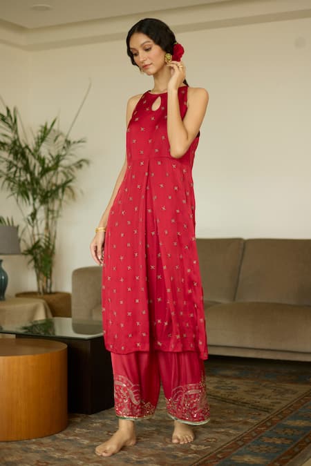 Buy Sarang Kaur Red Satin, Georgette, Silk Sequins, Beads, Embroidery Keyhole Neck Kurta Set Online at Aza Fashions Buy_Sarang Kaur_Red Satin, Georgette, Silk Sequins, Beads, Embroidery Keyhole Neck Kurta Set _Online_at_Aza_Fashions