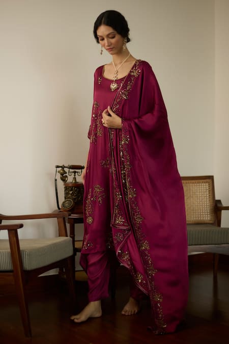 Buy Sarang Kaur Pink Satin, Georgette Sequins, Beads Thread Embroidered Dupatta Online at Aza Fashions Buy_Sarang Kaur_Pink Satin, Georgette Sequins, Beads Thread Embroidered Dupatta _Online_at_Aza_Fashions