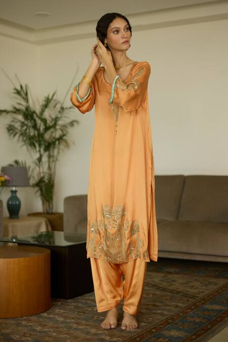 Sarang Kaur Orange Satin, Georgette Sequins, Beads, Embroidery Split V-neck Kurta And Pant Set Online at Aza Fashions Sarang Kaur_Orange Satin, Georgette Sequins, Beads, Embroidery Split V-neck Kurta And Pant Set _Online_at_Aza_Fashions